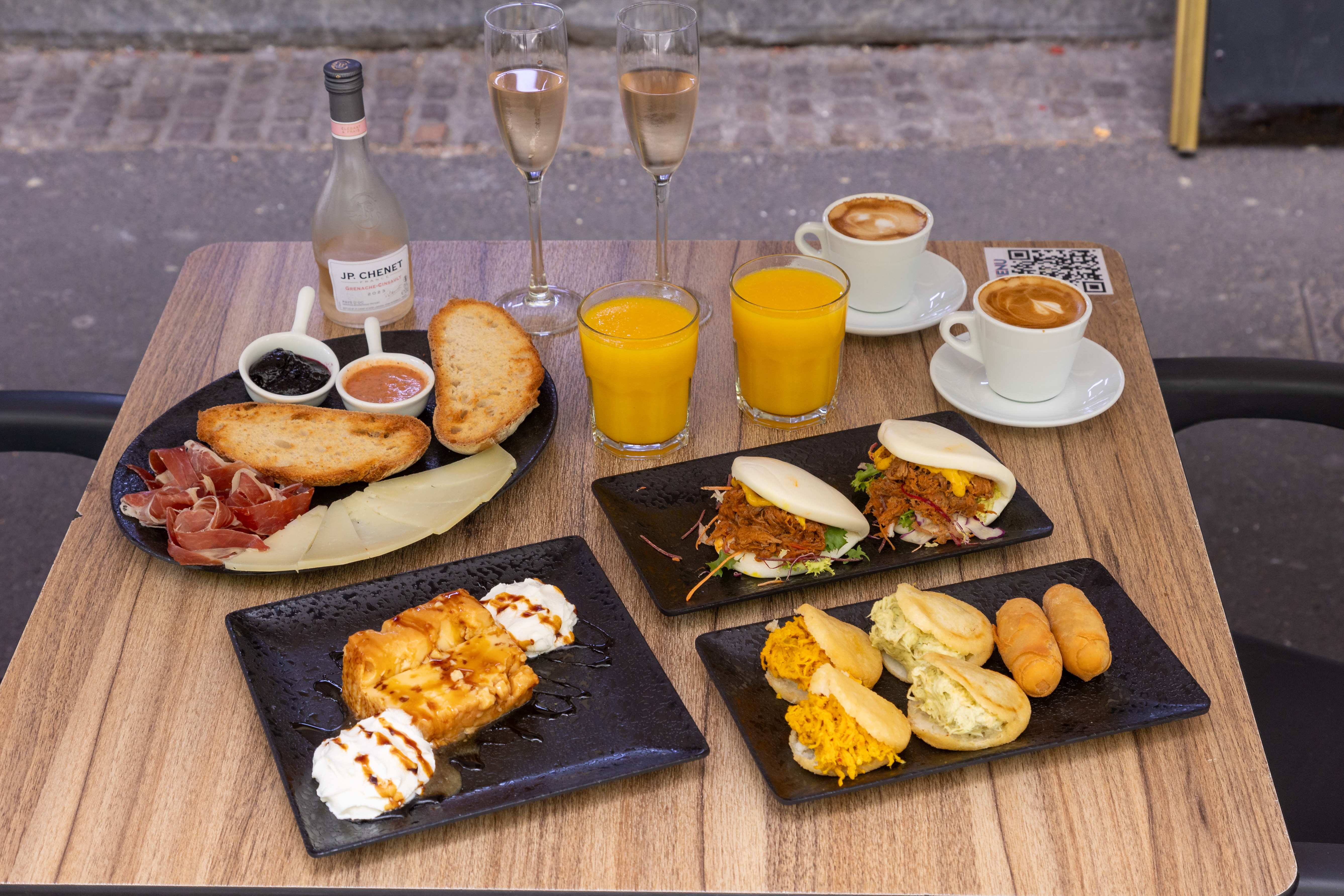 Brunch per 2 nel cuore di Santa Cruz - 2